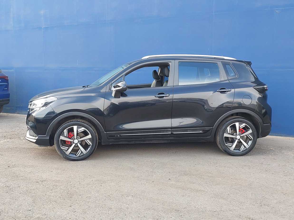 CHANGAN CS15 2023 29.350 Kms.