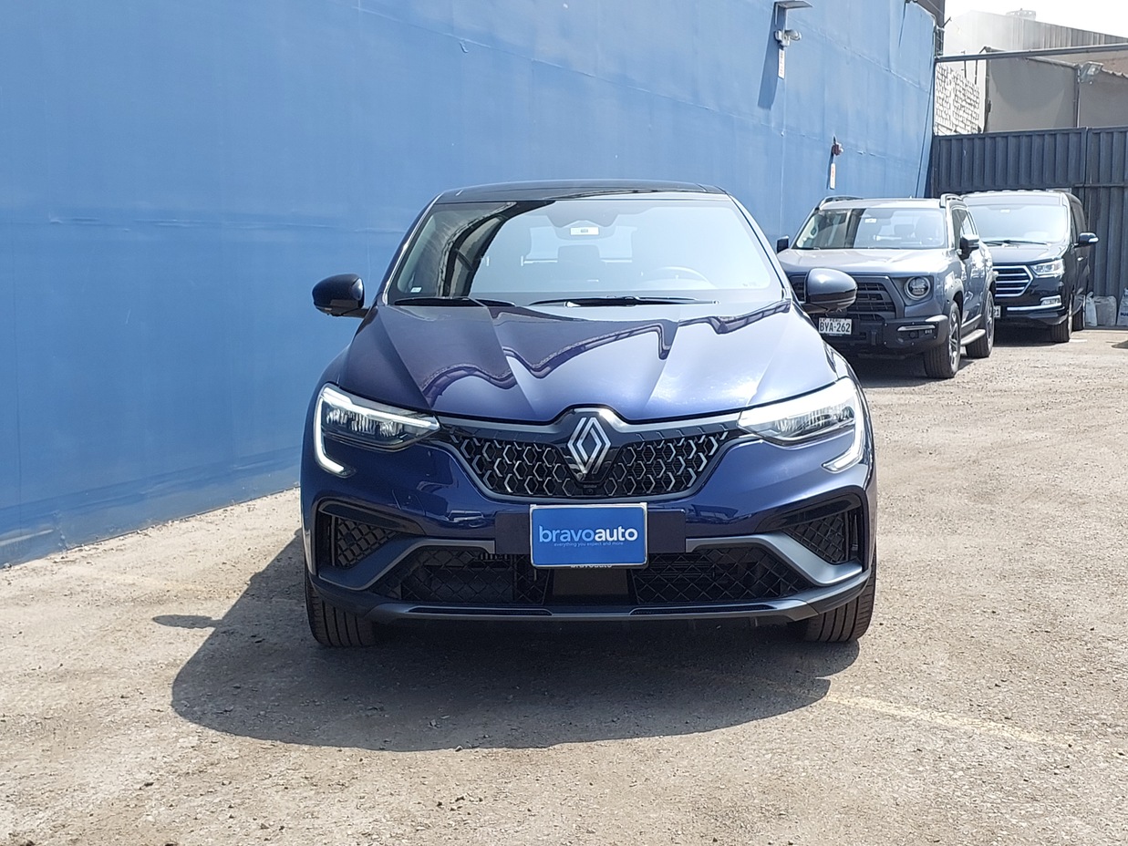 RENAULT ARKANA 2025 8.097 Kms.