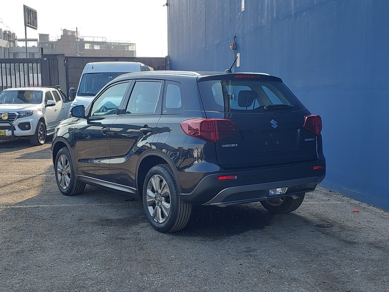 SUZUKI VITARA 2024 15 Kms.