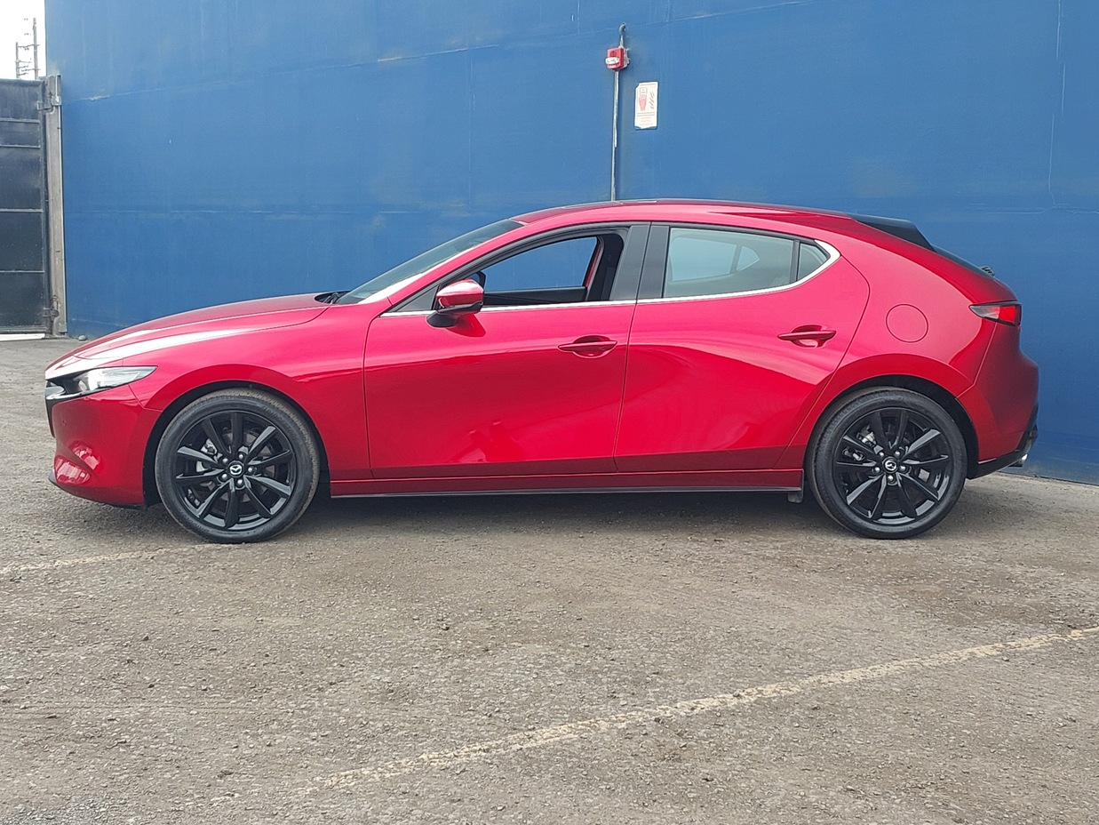 MAZDA 3 2026 1.612 Kms.