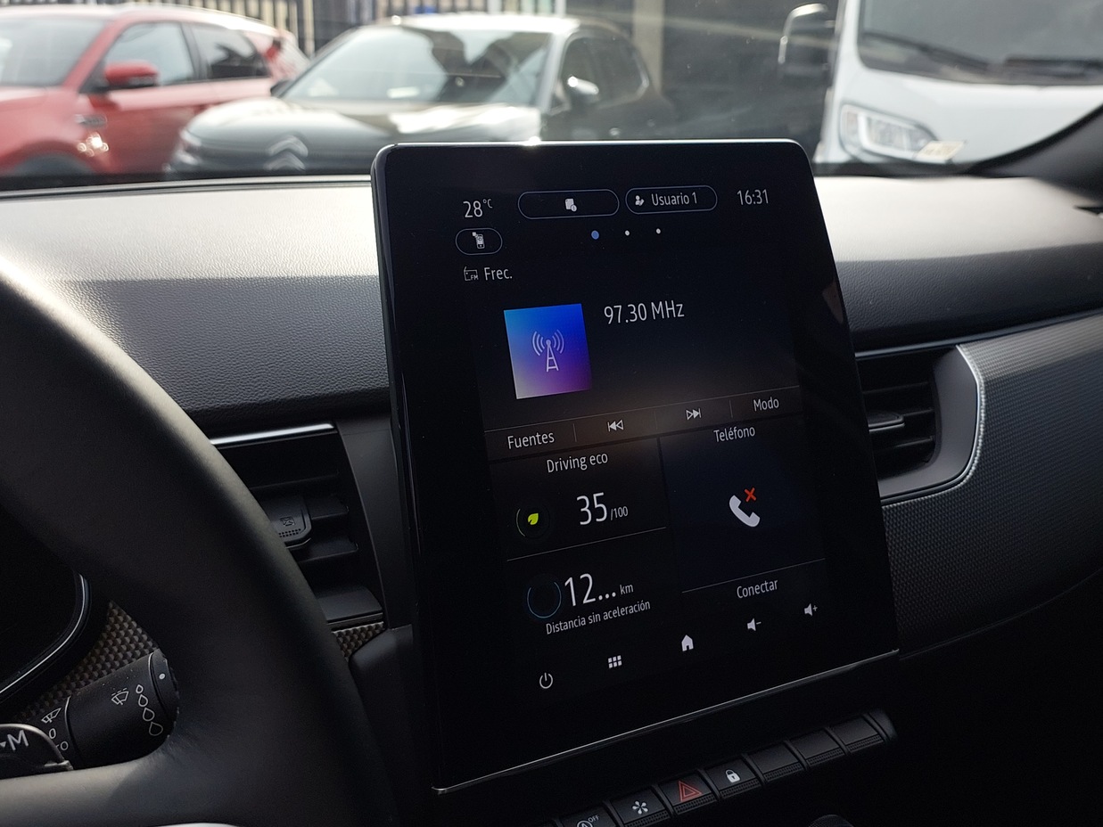 RENAULT ARKANA 2025 3.551 Kms.