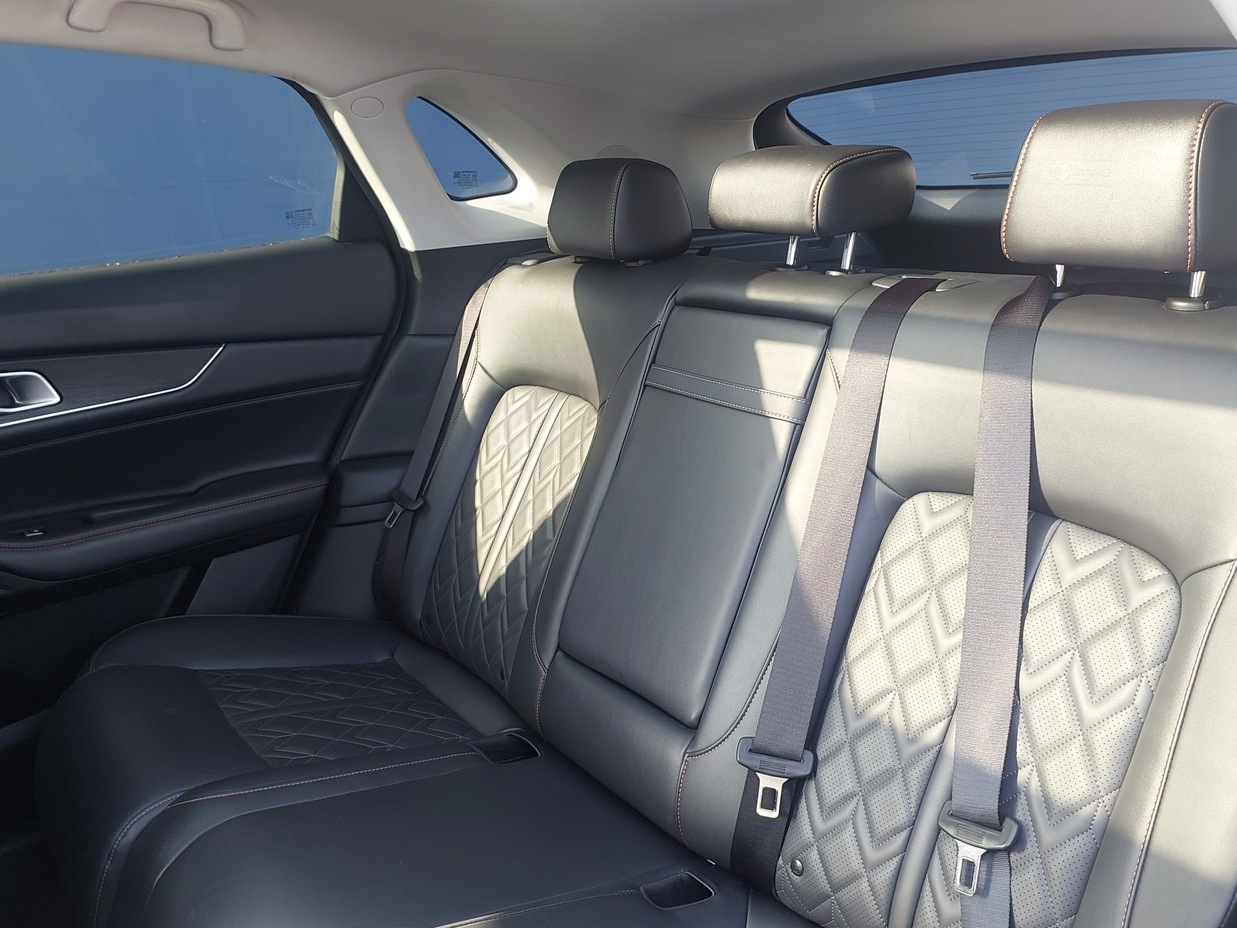 CHANGAN UNI-K 2024 15.334 Kms.