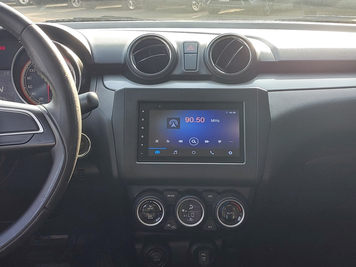 SUZUKI SWIFT 2020 57.000 Kms.