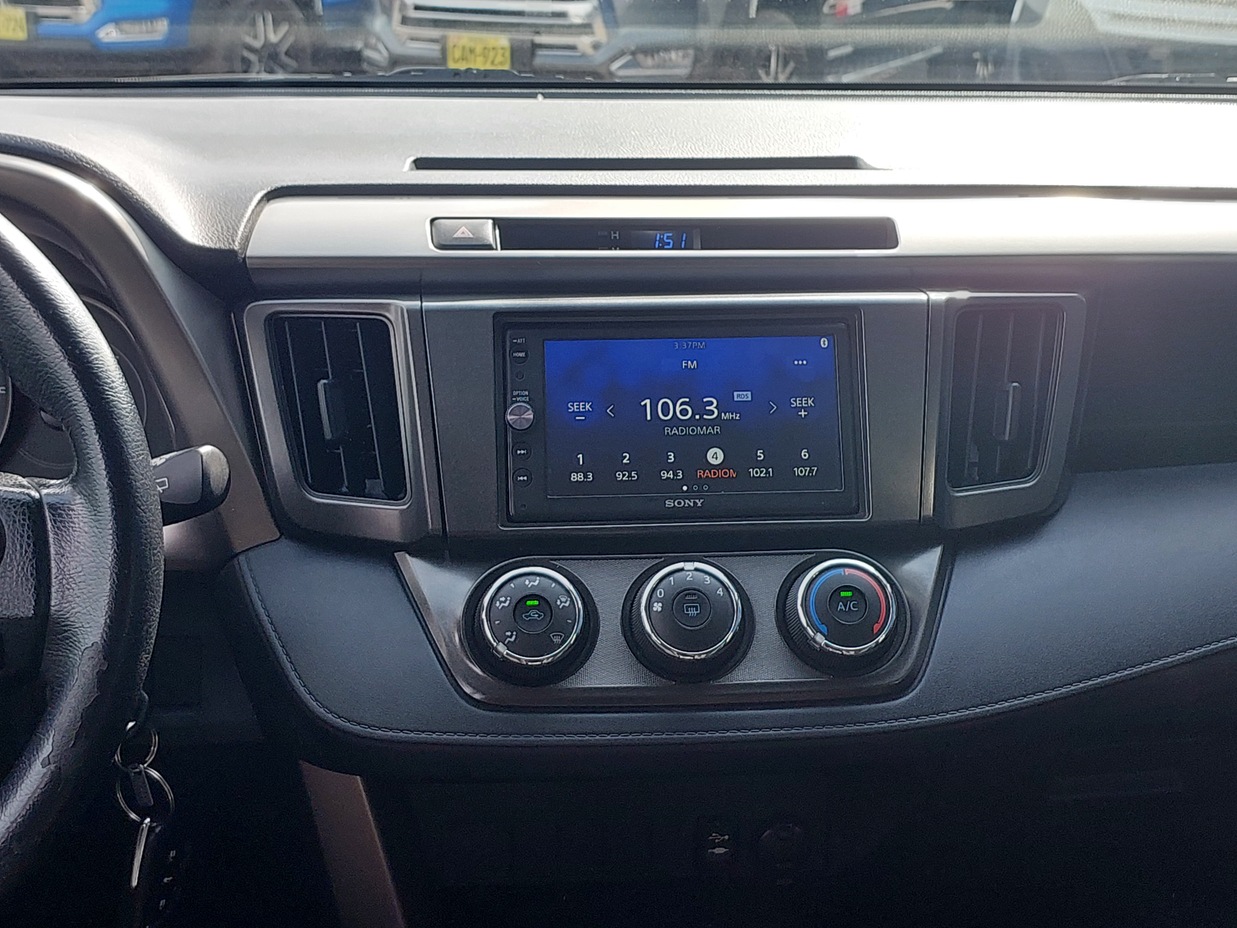 TOYOTA RAV4 2014 96.400 Kms.