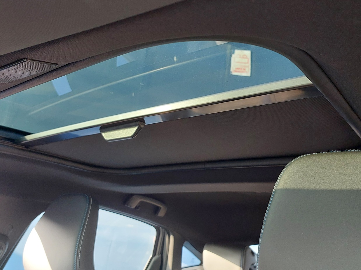 RENAULT ARKANA 2025 3.637 Kms.