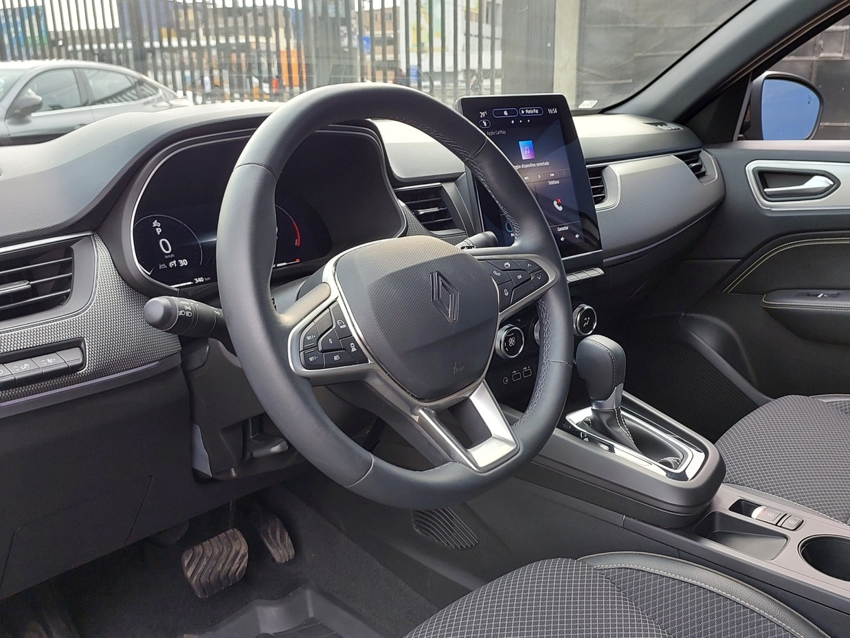 RENAULT ARKANA 2025 4.130 Kms.