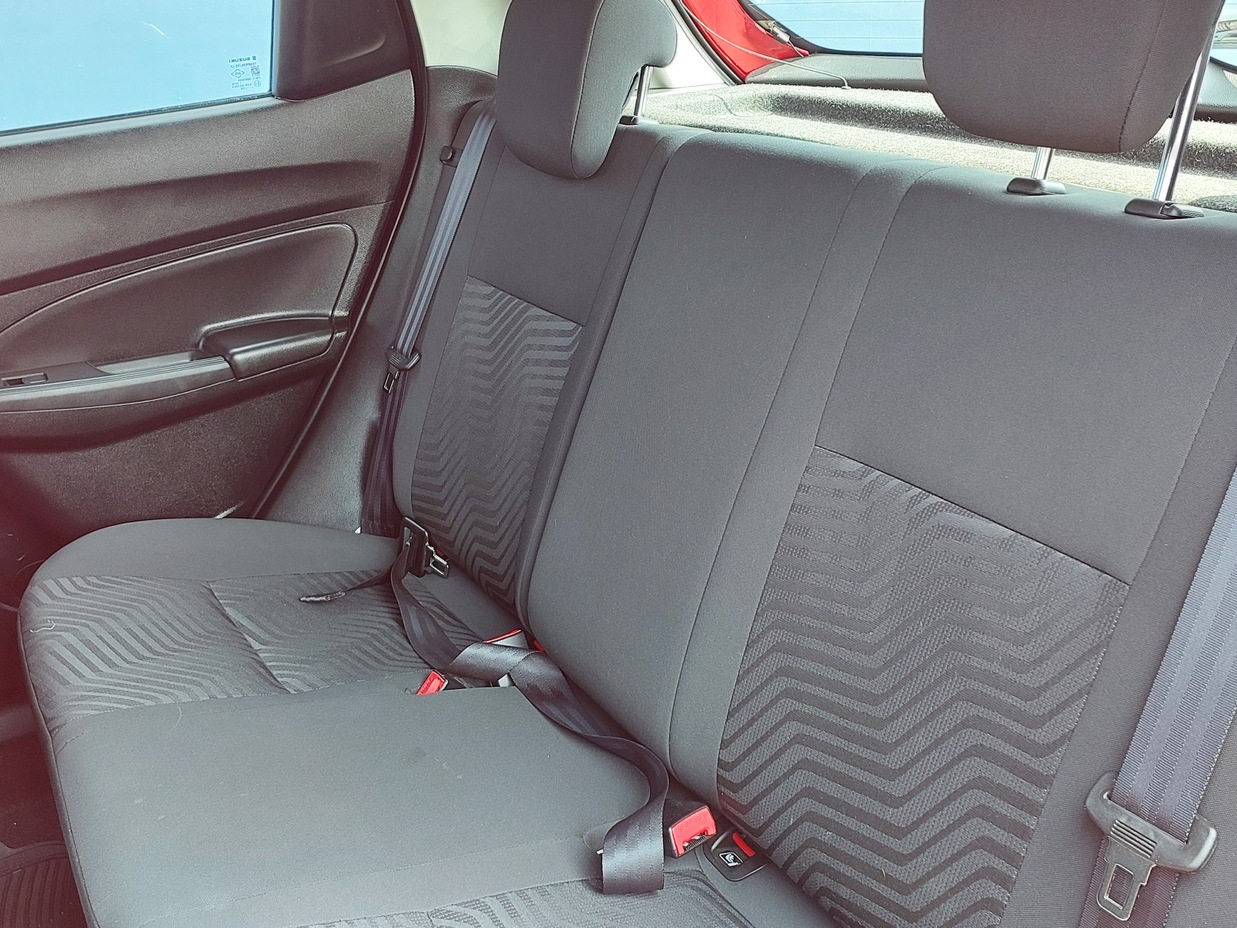 SUZUKI SWIFT 2022 39.660 Kms.