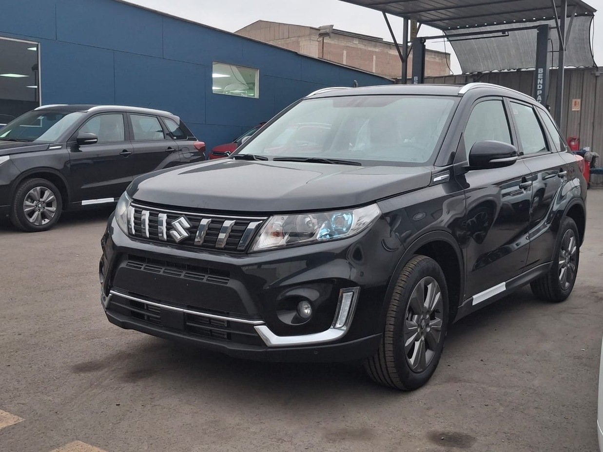 SUZUKI VITARA 2024 15 Kms.