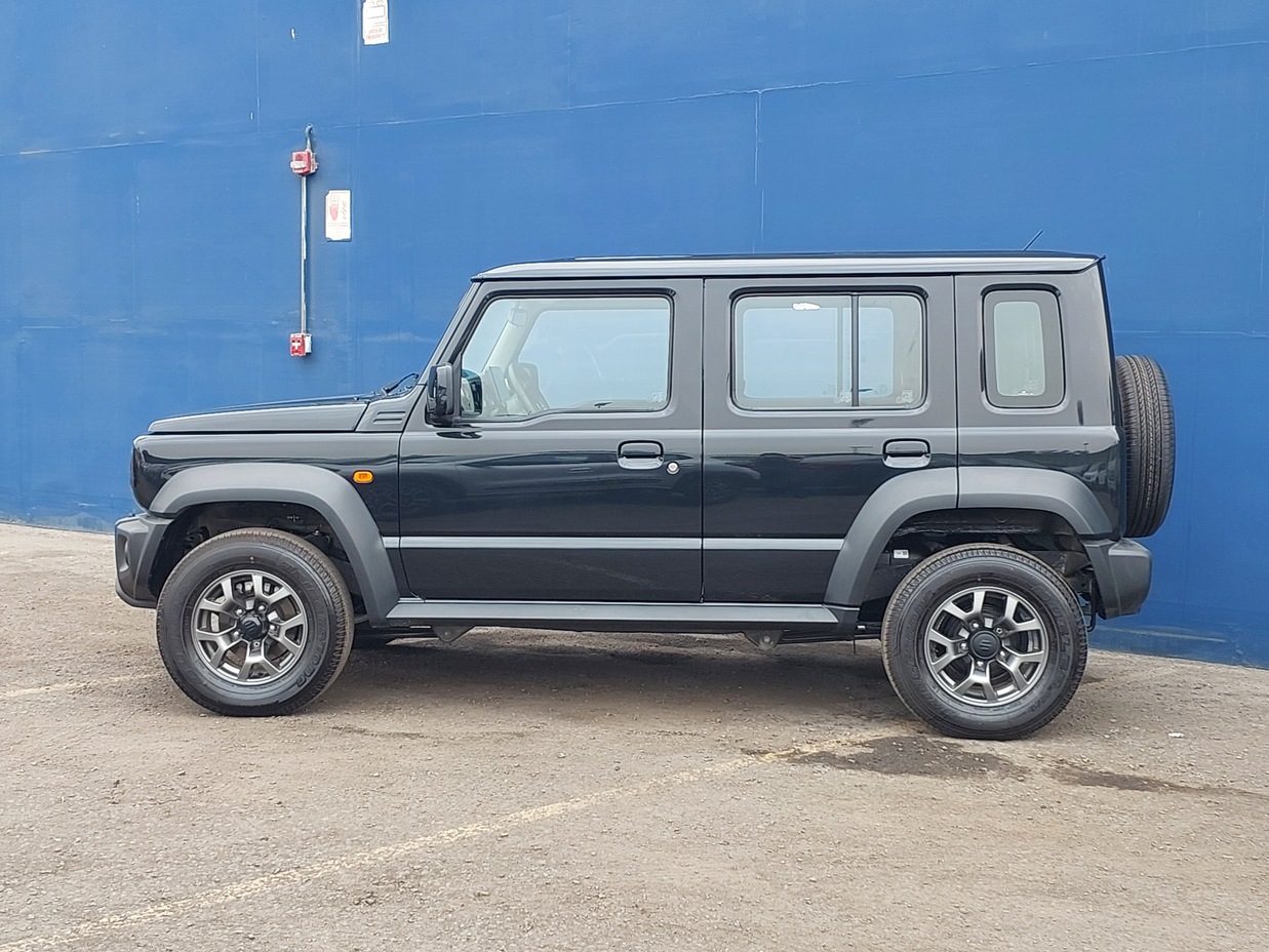 SUZUKI JIMNY 2025 995 Kms.