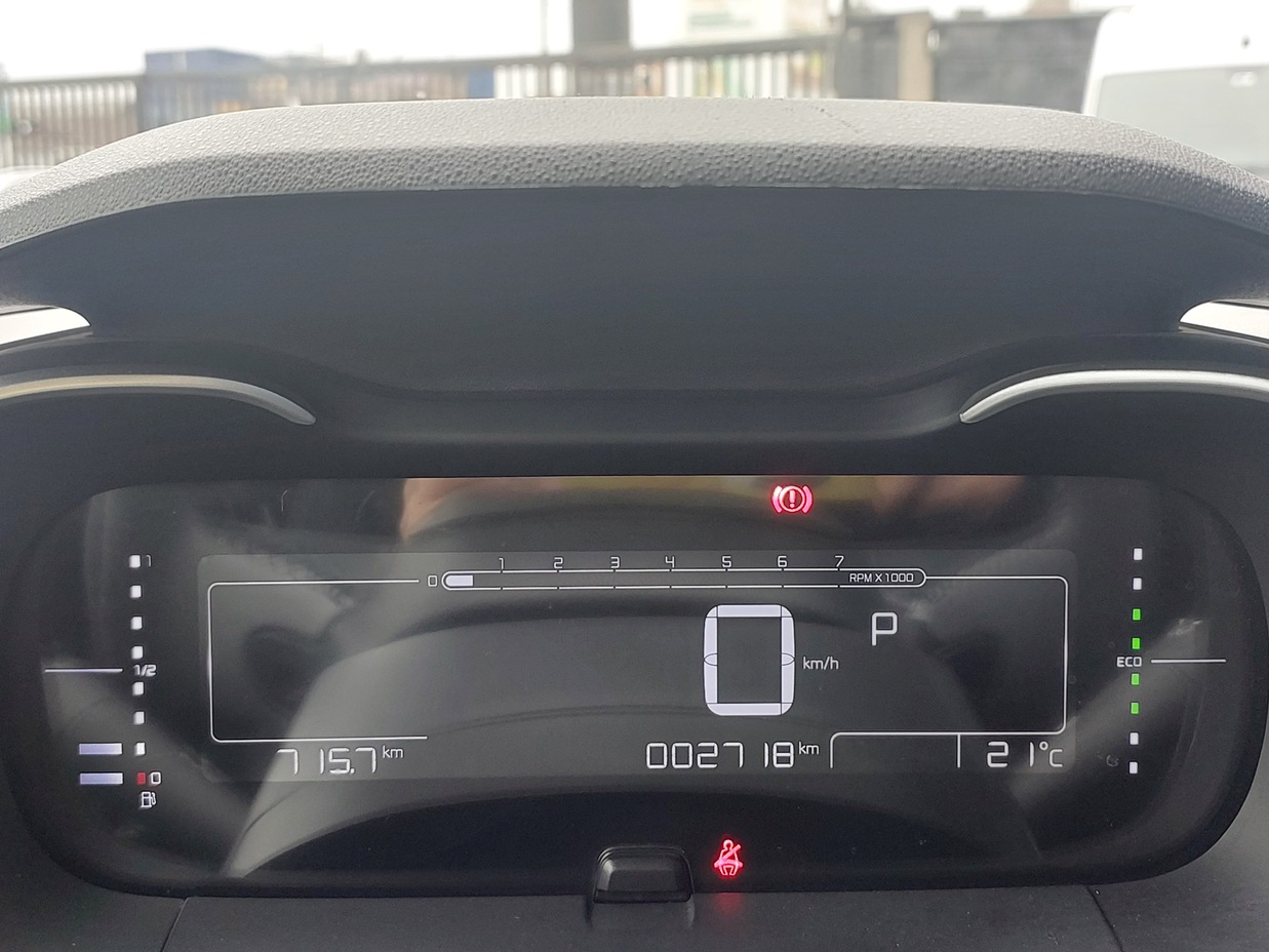 CITROEN C4 CACTUS 2024 2.705 Kms.