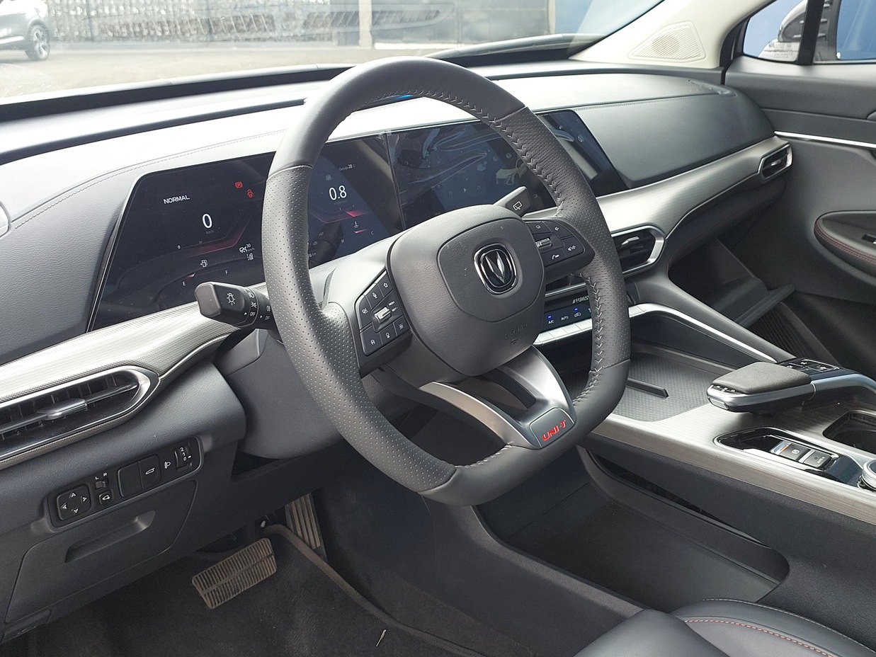 CHANGAN UNI-T 2026 7.416 Kms.