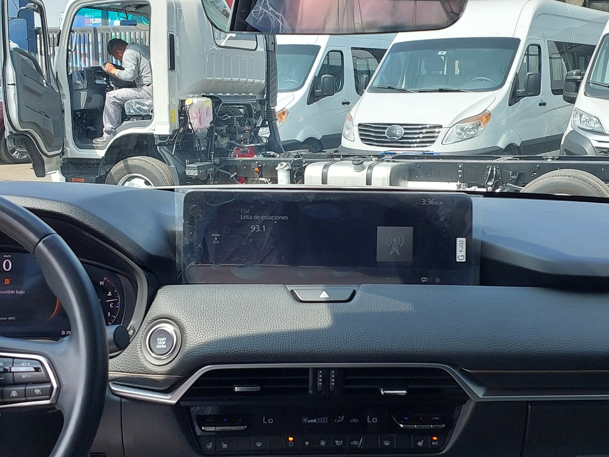 MAZDA CX-60 2025 7.862 Kms.