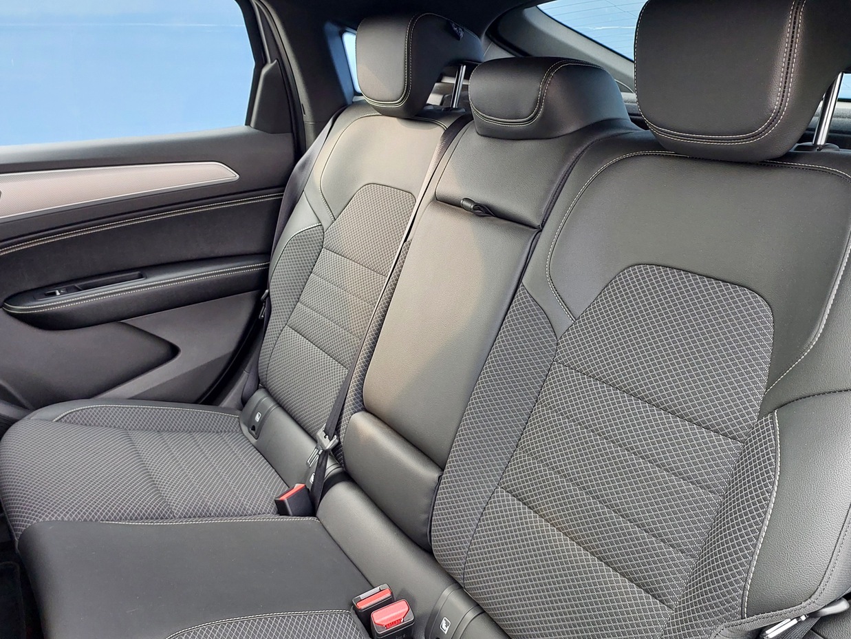 RENAULT ARKANA 2025 4.066 Kms.