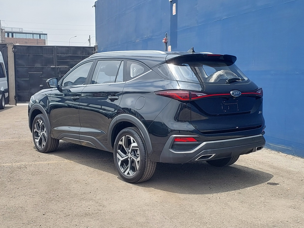 JAC JS8 2024 5.147 Kms.