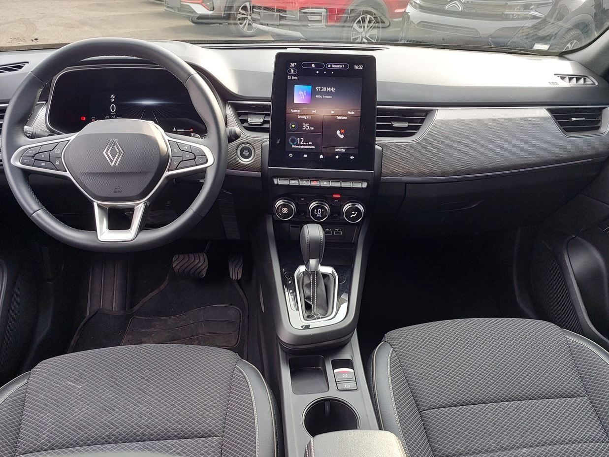 RENAULT ARKANA 2025 3.551 Kms.