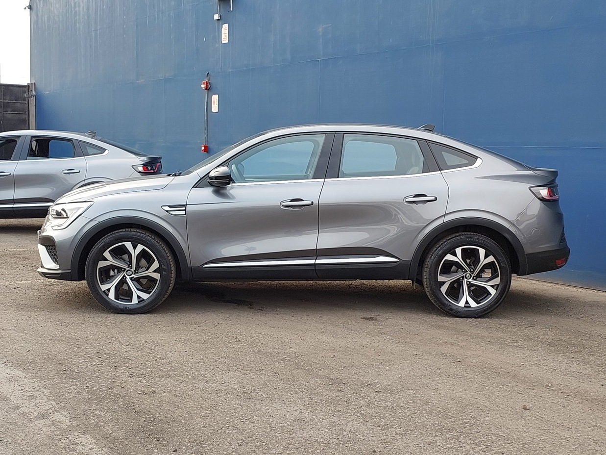 RENAULT ARKANA 2025 4.066 Kms.