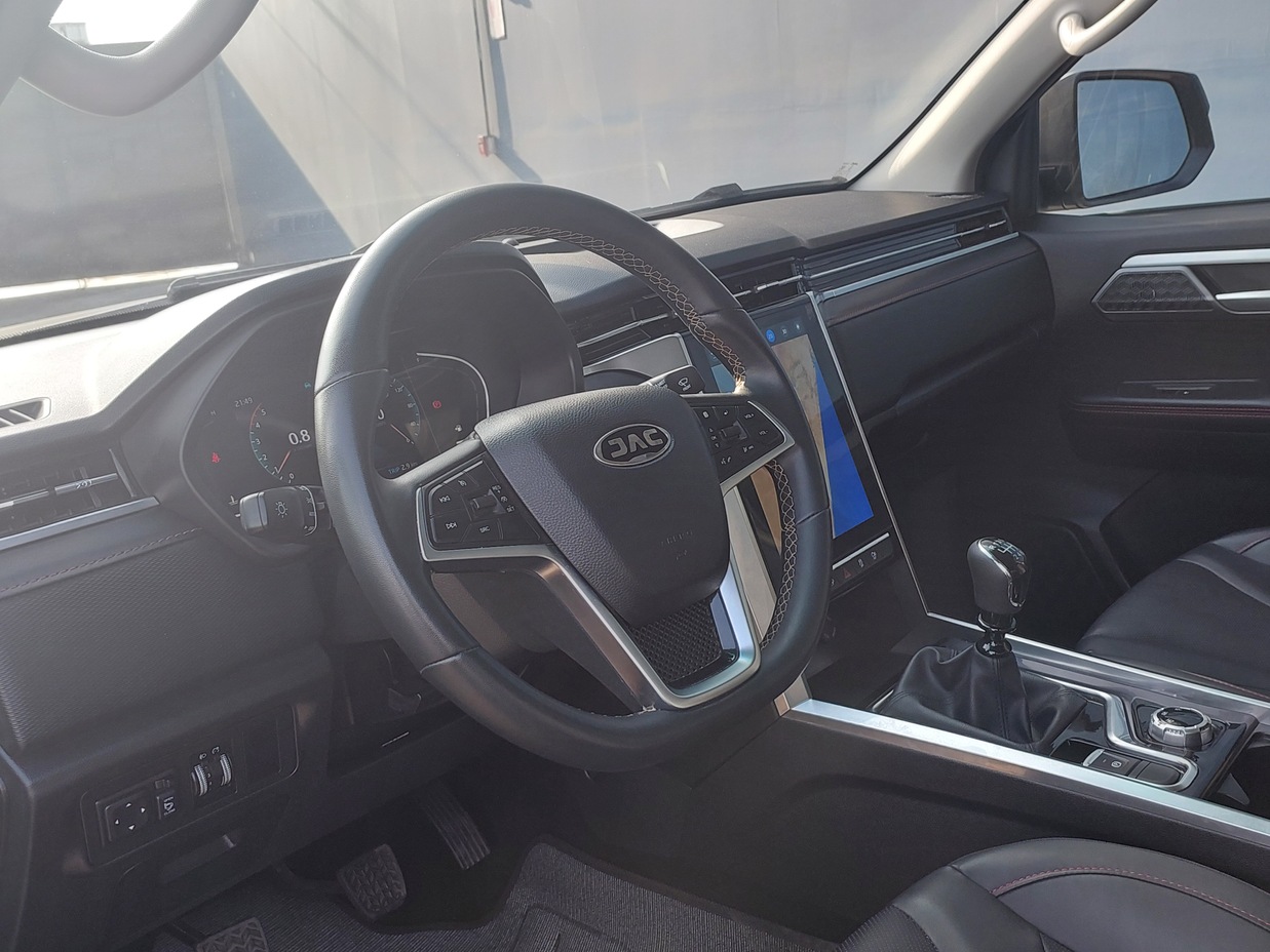 JAC T8 2025 5.560 Kms.