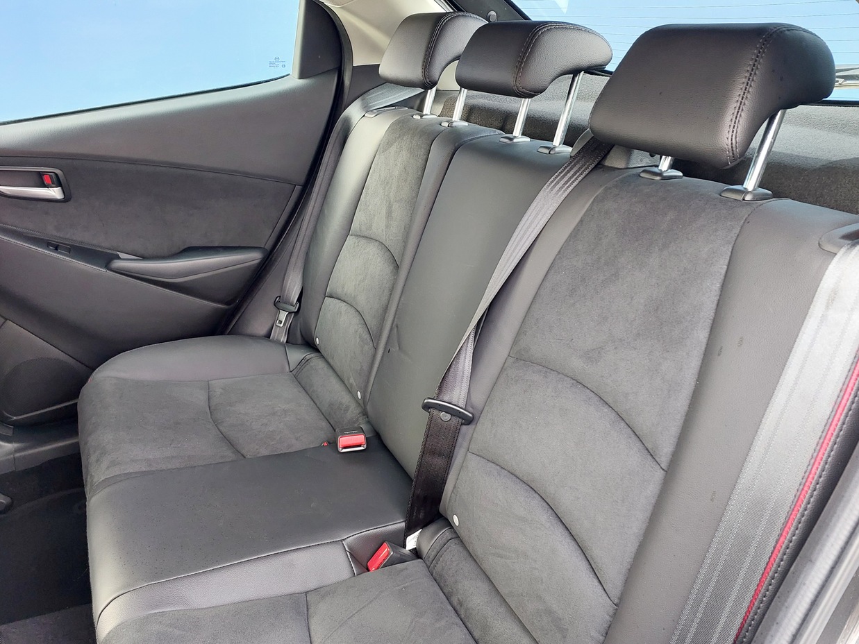 MAZDA 2 2025 10 Kms.