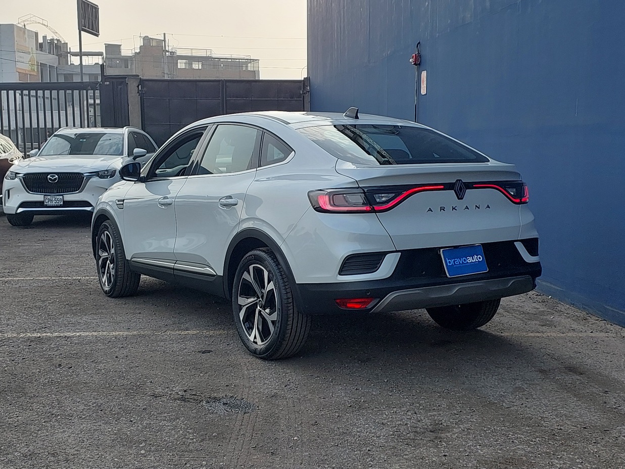 RENAULT ARKANA 2025 5.143 Kms.