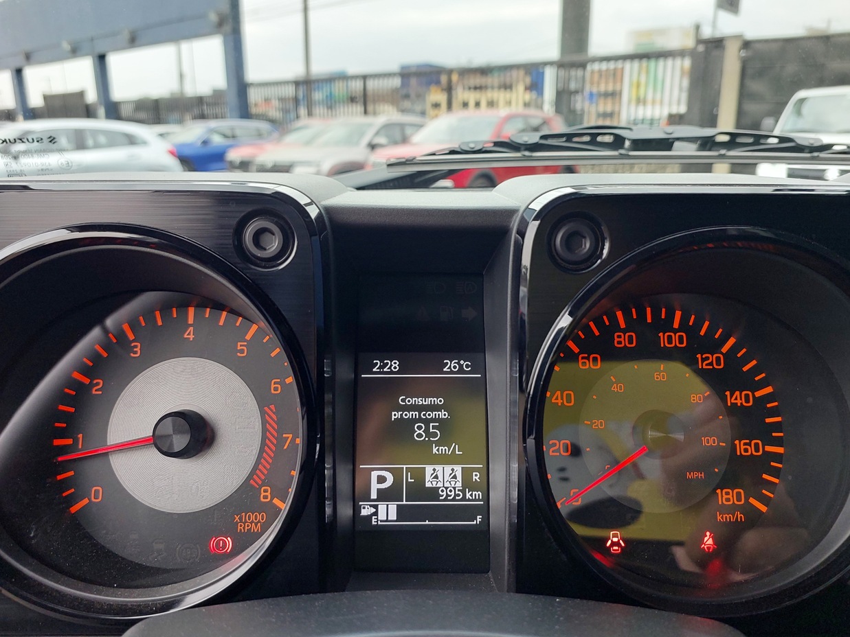 SUZUKI JIMNY 2025 995 Kms.